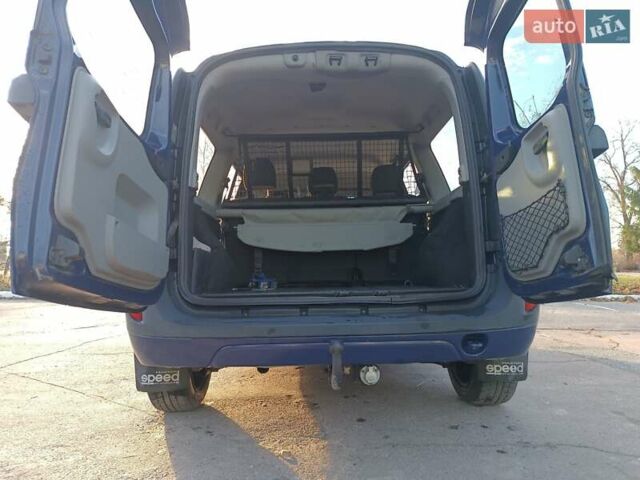 Синій Дачія Logan MCV, об'ємом двигуна 1.5 л та пробігом 180 тис. км за 4000 $, фото 2 на Automoto.ua