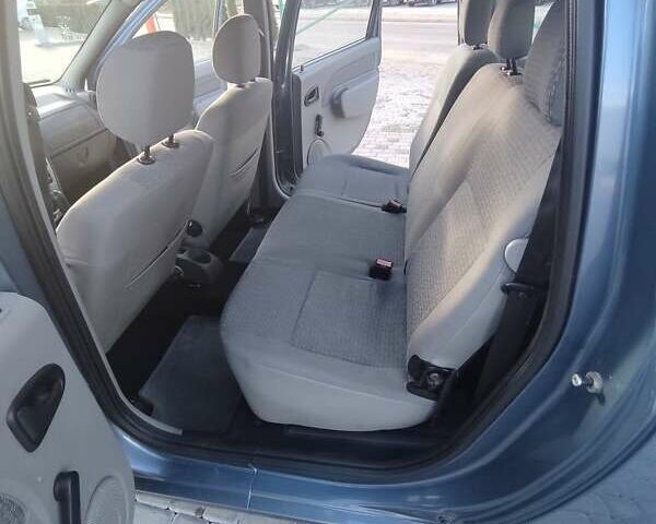 Синий Дачия Logan MCV, объемом двигателя 1.6 л и пробегом 194 тыс. км за 5400 $, фото 8 на Automoto.ua