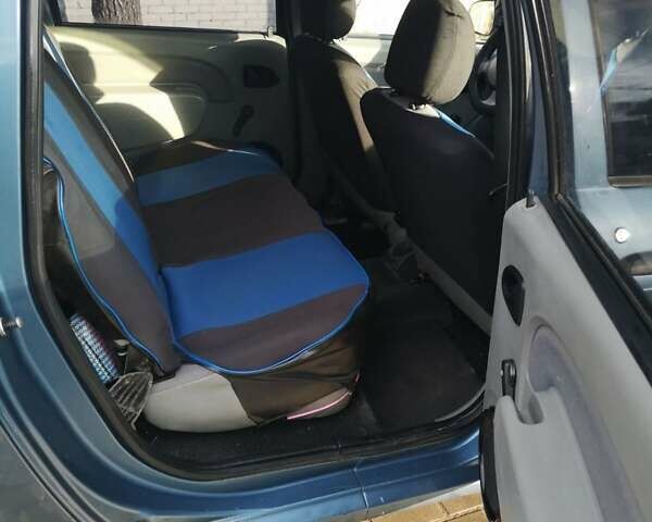 Синій Дачія Logan MCV, об'ємом двигуна 1.6 л та пробігом 573 тис. км за 2800 $, фото 12 на Automoto.ua