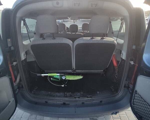 Синий Дачия Logan MCV, объемом двигателя 1.6 л и пробегом 194 тыс. км за 5400 $, фото 7 на Automoto.ua