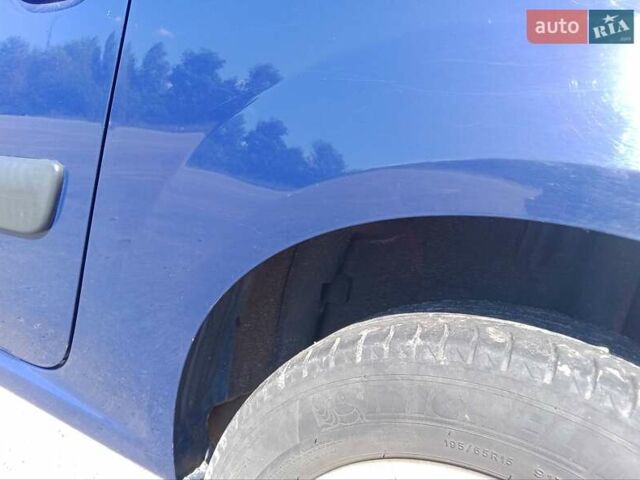 Синий Дачия Logan MCV, объемом двигателя 1.6 л и пробегом 230 тыс. км за 4600 $, фото 1 на Automoto.ua