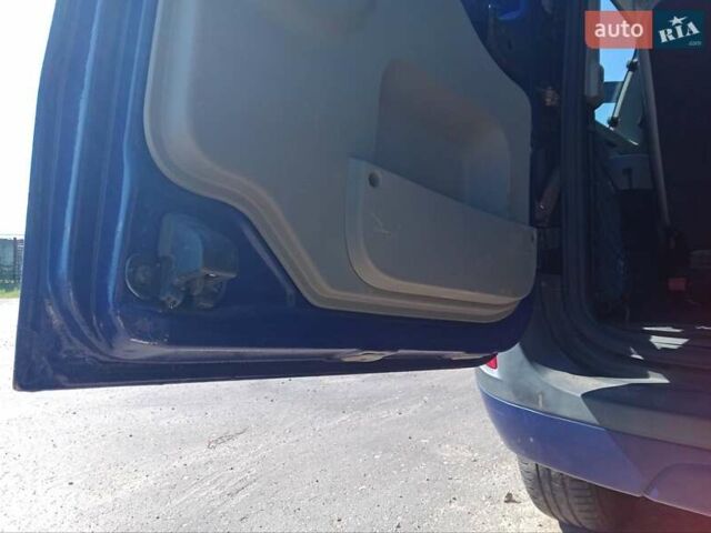 Синий Дачия Logan MCV, объемом двигателя 1.6 л и пробегом 230 тыс. км за 4600 $, фото 22 на Automoto.ua