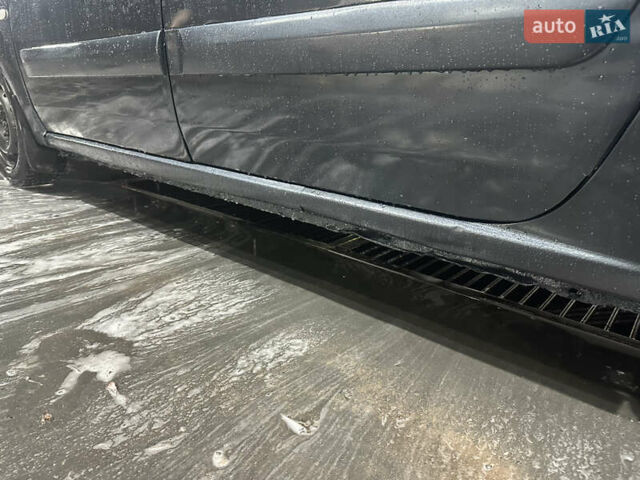 Синий Дачия Logan MCV, объемом двигателя 1.6 л и пробегом 333 тыс. км за 2950 $, фото 8 на Automoto.ua