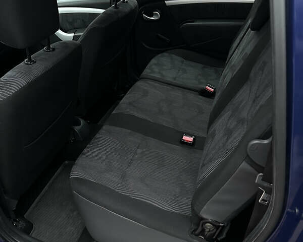 Синий Дачия Logan MCV, объемом двигателя 1.6 л и пробегом 218 тыс. км за 5799 $, фото 31 на Automoto.ua