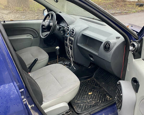 Синий Дачия Logan MCV, объемом двигателя 1.6 л и пробегом 280 тыс. км за 2500 $, фото 5 на Automoto.ua