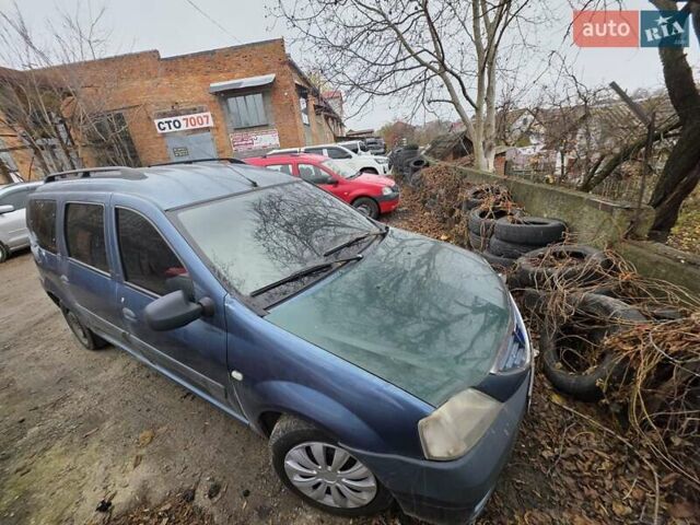 Синий Дачия Logan MCV, объемом двигателя 1.6 л и пробегом 320 тыс. км за 3500 $, фото 4 на Automoto.ua