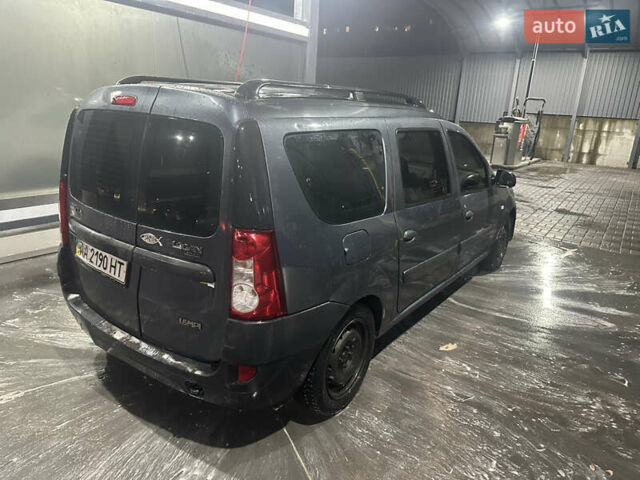 Синій Дачія Logan MCV, об'ємом двигуна 1.6 л та пробігом 333 тис. км за 3000 $, фото 2 на Automoto.ua