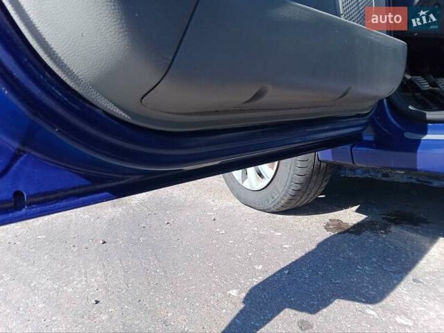 Синий Дачия Logan MCV, объемом двигателя 1.6 л и пробегом 230 тыс. км за 4600 $, фото 13 на Automoto.ua