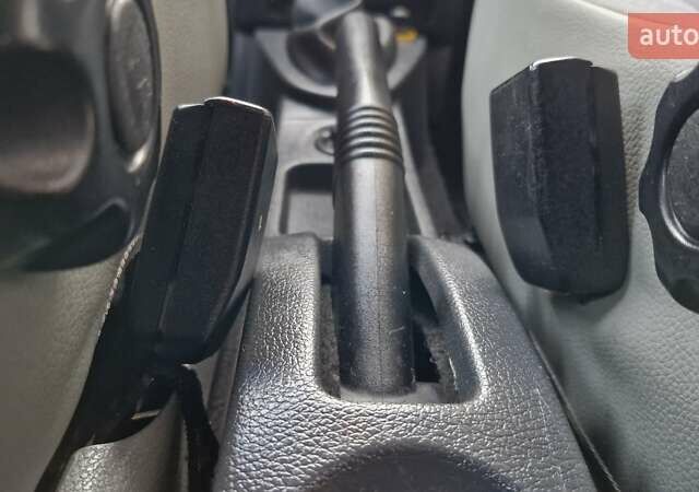 Синій Дачія Logan MCV, об'ємом двигуна 1.6 л та пробігом 150 тис. км за 5850 $, фото 30 на Automoto.ua