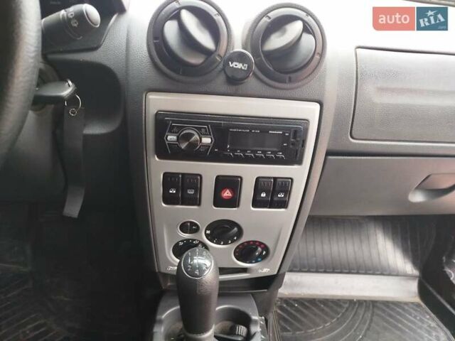 Синій Дачія Logan MCV, об'ємом двигуна 1.6 л та пробігом 196 тис. км за 5500 $, фото 10 на Automoto.ua