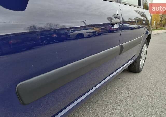 Синій Дачія Logan MCV, об'ємом двигуна 1.6 л та пробігом 150 тис. км за 5850 $, фото 11 на Automoto.ua