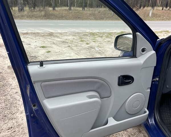 Синій Дачія Logan MCV, об'ємом двигуна 1.6 л та пробігом 185 тис. км за 4850 $, фото 13 на Automoto.ua