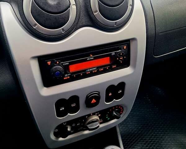 Синий Дачия Logan MCV, объемом двигателя 1.6 л и пробегом 160 тыс. км за 6300 $, фото 9 на Automoto.ua