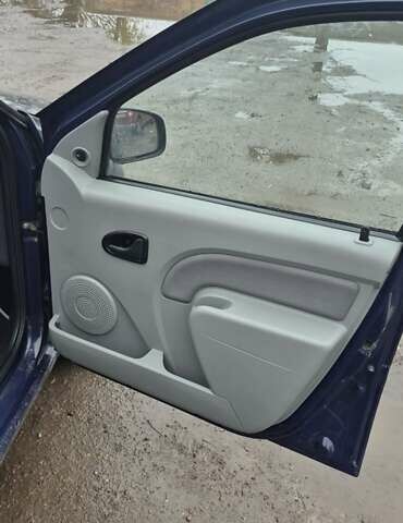 Синій Дачія Logan MCV, об'ємом двигуна 1.6 л та пробігом 180 тис. км за 5490 $, фото 15 на Automoto.ua