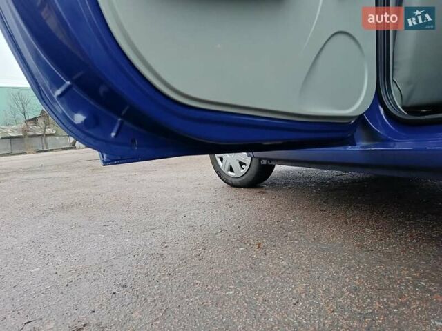 Синій Дачія Logan MCV, об'ємом двигуна 1.6 л та пробігом 188 тис. км за 5499 $, фото 14 на Automoto.ua