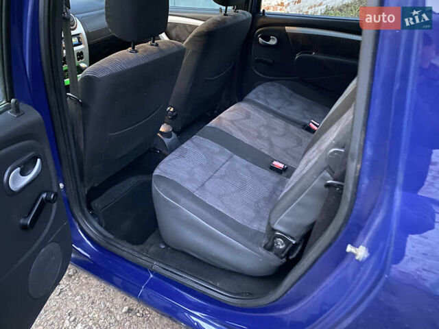 Синій Дачія Logan MCV, об'ємом двигуна 1.6 л та пробігом 162 тис. км за 6000 $, фото 29 на Automoto.ua