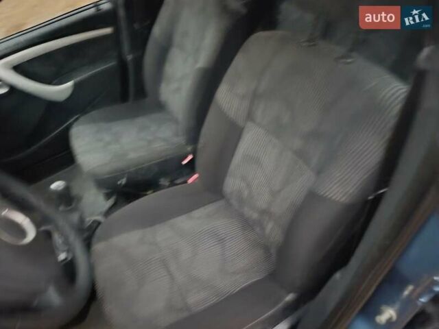 Синий Дачия Logan MCV, объемом двигателя 1.6 л и пробегом 175 тыс. км за 5950 $, фото 3 на Automoto.ua