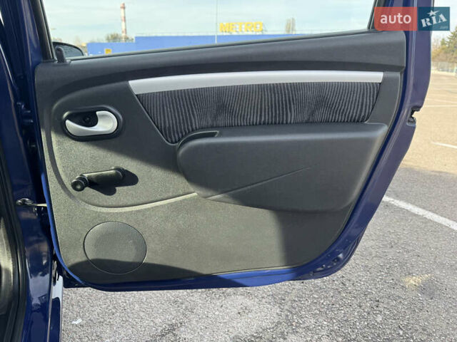 Синій Дачія Logan MCV, об'ємом двигуна 1.6 л та пробігом 198 тис. км за 6350 $, фото 56 на Automoto.ua