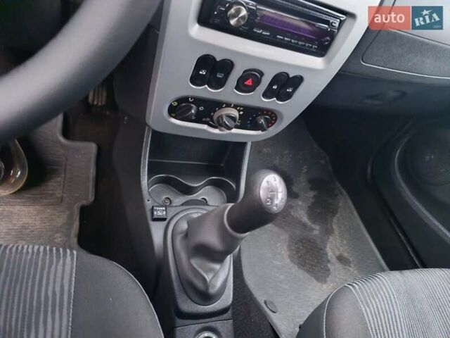 Синий Дачия Logan MCV, объемом двигателя 1.6 л и пробегом 175 тыс. км за 5950 $, фото 10 на Automoto.ua