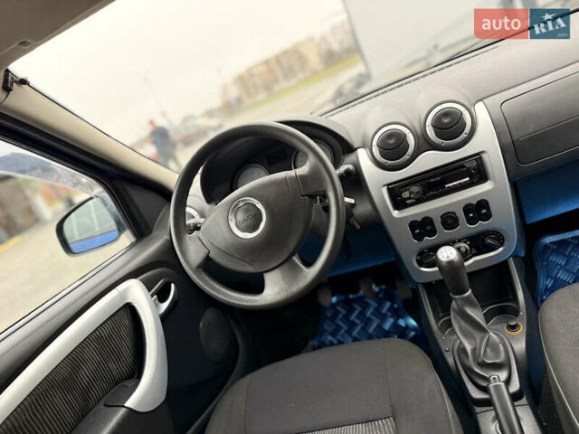 Синий Дачия Logan MCV, объемом двигателя 1.6 л и пробегом 200 тыс. км за 6400 $, фото 38 на Automoto.ua