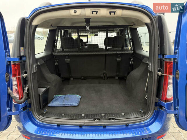 Синий Дачия Logan MCV, объемом двигателя 1.6 л и пробегом 200 тыс. км за 6400 $, фото 106 на Automoto.ua