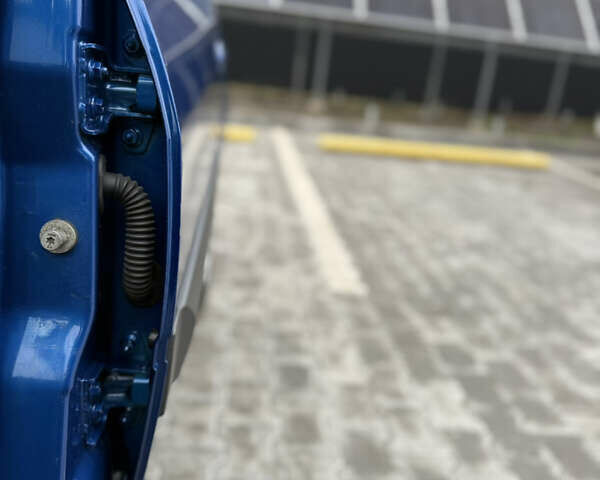 Синий Дачия Logan MCV, объемом двигателя 1.6 л и пробегом 200 тыс. км за 6400 $, фото 63 на Automoto.ua