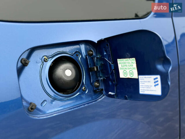 Синий Дачия Logan MCV, объемом двигателя 1.6 л и пробегом 200 тыс. км за 6400 $, фото 28 на Automoto.ua
