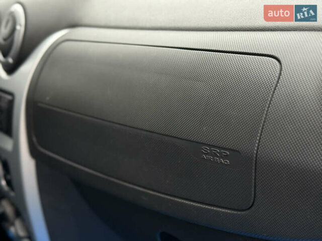 Синий Дачия Logan MCV, объемом двигателя 1.6 л и пробегом 200 тыс. км за 6400 $, фото 103 на Automoto.ua