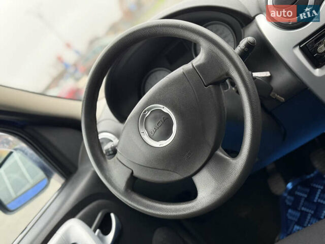 Синий Дачия Logan MCV, объемом двигателя 1.6 л и пробегом 200 тыс. км за 6400 $, фото 40 на Automoto.ua