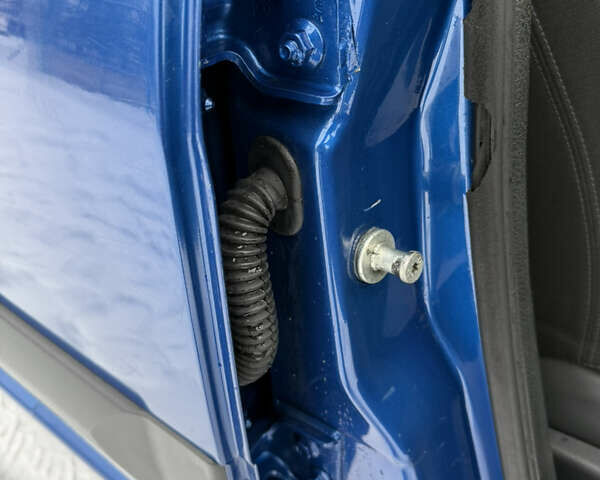 Синий Дачия Logan MCV, объемом двигателя 1.6 л и пробегом 201 тыс. км за 6699 $, фото 110 на Automoto.ua