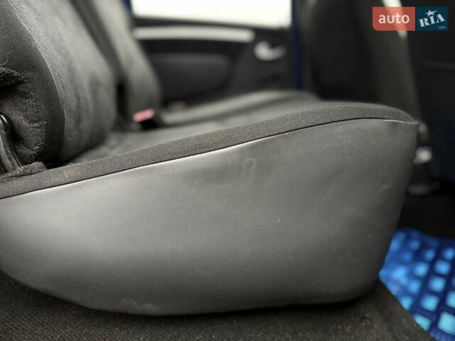 Синий Дачия Logan MCV, объемом двигателя 1.6 л и пробегом 200 тыс. км за 6400 $, фото 87 на Automoto.ua