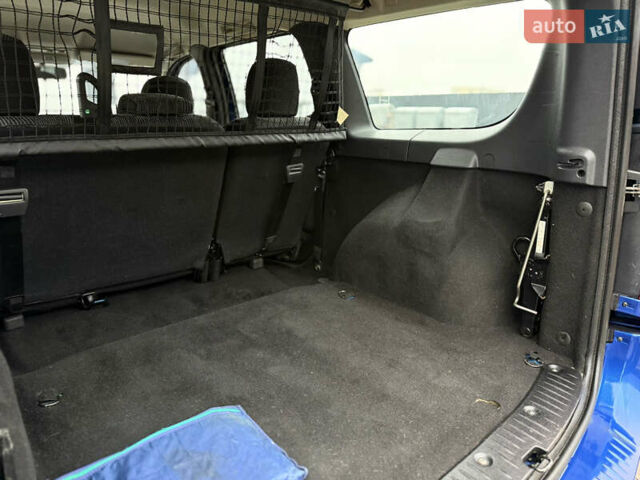 Синий Дачия Logan MCV, объемом двигателя 1.6 л и пробегом 200 тыс. км за 6400 $, фото 108 на Automoto.ua