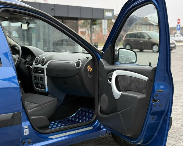 Синий Дачия Logan MCV, объемом двигателя 1.6 л и пробегом 200 тыс. км за 6400 $, фото 92 на Automoto.ua