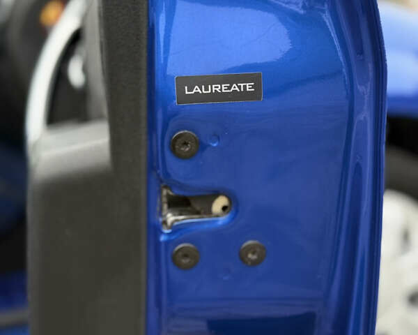 Синий Дачия Logan MCV, объемом двигателя 1.6 л и пробегом 200 тыс. км за 6400 $, фото 94 на Automoto.ua