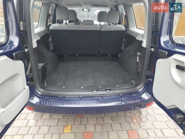 Синий Дачия Logan MCV, объемом двигателя 1.6 л и пробегом 226 тыс. км за 6300 $, фото 22 на Automoto.ua