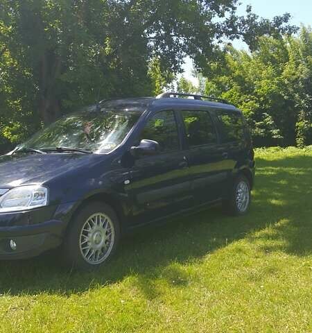 Синий Дачия Logan MCV, объемом двигателя 1.6 л и пробегом 246 тыс. км за 5750 $, фото 3 на Automoto.ua