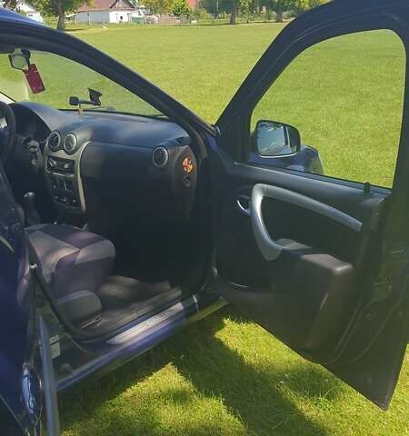 Синий Дачия Logan MCV, объемом двигателя 1.6 л и пробегом 246 тыс. км за 5750 $, фото 2 на Automoto.ua