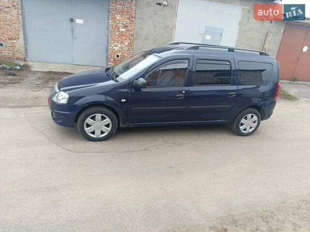 Дачия Logan MCV 2011 в Конотопе на Automoto.ua Синий Дачия Logan MCV, объемом двигателя 1.6 л и пробегом 170 тыс. км за 5800 $, фото 5 на Automoto.ua