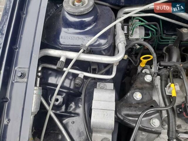 Синий Дачия Logan MCV, объемом двигателя 1.6 л и пробегом 226 тыс. км за 6300 $, фото 15 на Automoto.ua