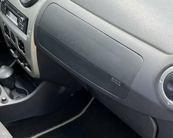 Синий Дачия Logan MCV, объемом двигателя 1.6 л и пробегом 180 тыс. км за 6200 $, фото 40 на Automoto.ua