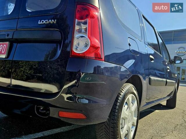 Синий Дачия Logan MCV, объемом двигателя 1.6 л и пробегом 180 тыс. км за 5300 $, фото 29 на Automoto.ua