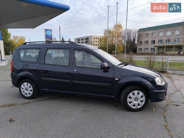 Синий Дачия Logan MCV, объемом двигателя 1.5 л и пробегом 211 тыс. км за 6700 $, фото 3 на Automoto.ua