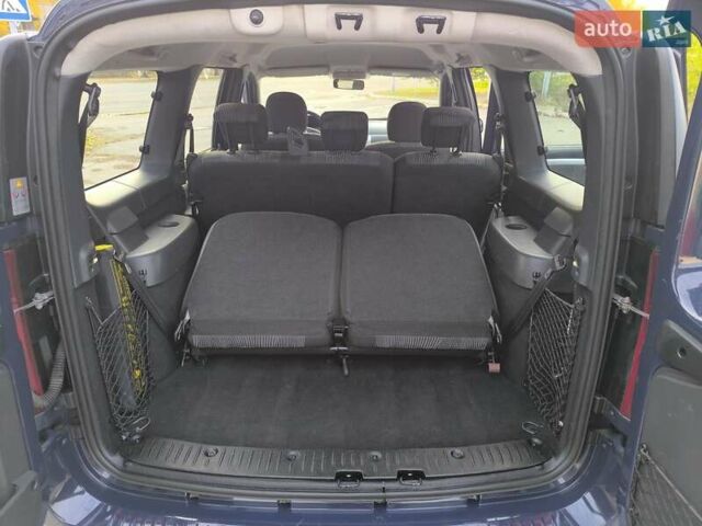 Синий Дачия Logan MCV, объемом двигателя 1.5 л и пробегом 211 тыс. км за 6700 $, фото 26 на Automoto.ua