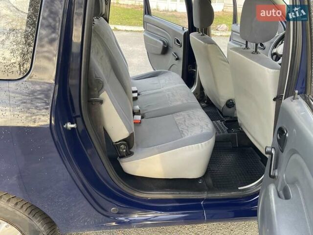 Синій Дачія Logan MCV, об'ємом двигуна 1.6 л та пробігом 215 тис. км за 5100 $, фото 12 на Automoto.ua