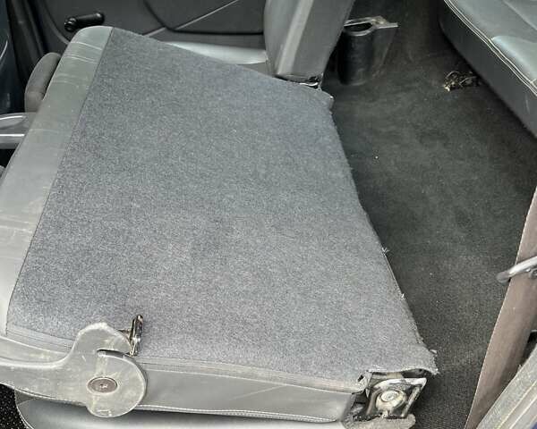 Синий Дачия Logan MCV, объемом двигателя 1.6 л и пробегом 180 тыс. км за 6200 $, фото 34 на Automoto.ua