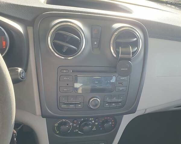 Синий Дачия Logan MCV, объемом двигателя 1.2 л и пробегом 215 тыс. км за 5500 $, фото 13 на Automoto.ua