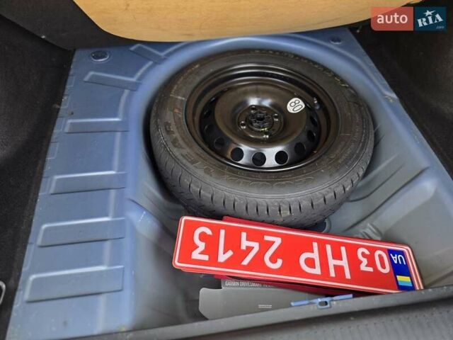 Дачия Logan MCV 2013 в Луцке на Automoto.ua Синий Дачия Logan MCV, объемом двигателя 0.9 л и пробегом 163 тыс. км за 5550 $, фото 54 на Automoto.ua