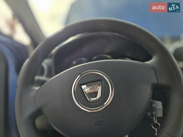 Дачия Logan MCV 2013 в Луцке на Automoto.ua Синий Дачия Logan MCV, объемом двигателя 0.9 л и пробегом 163 тыс. км за 5550 $, фото 44 на Automoto.ua