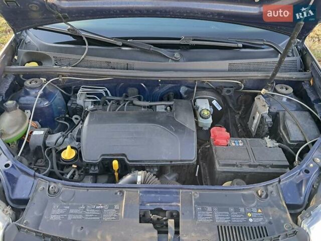 Дачия Logan MCV 2014 в Гайсине на Automoto.ua Синий Дачия Logan MCV, объемом двигателя 1.2 л и пробегом 178 тыс. км за 5999 $, фото 19 на Automoto.ua