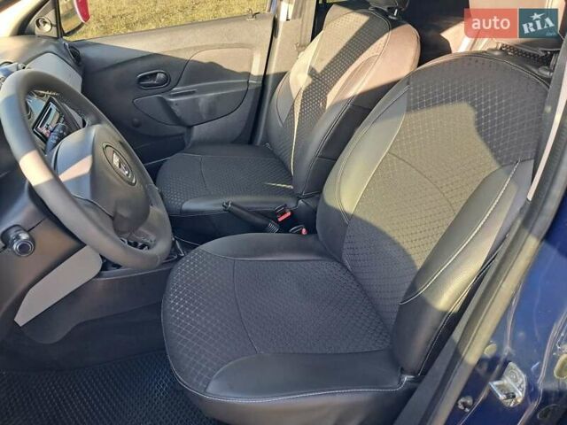 Дачия Logan MCV 2014 в Гайсине на Automoto.ua Синий Дачия Logan MCV, объемом двигателя 1.2 л и пробегом 178 тыс. км за 5999 $, фото 10 на Automoto.ua